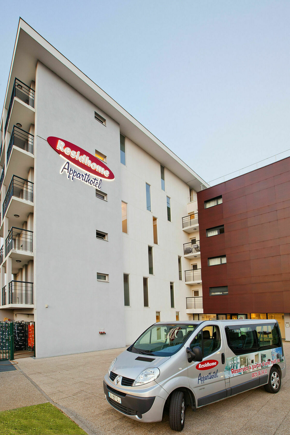 Privilege Hotel & Apparts Eurociel Centre Comedie Montpellier Eksteriør bilde